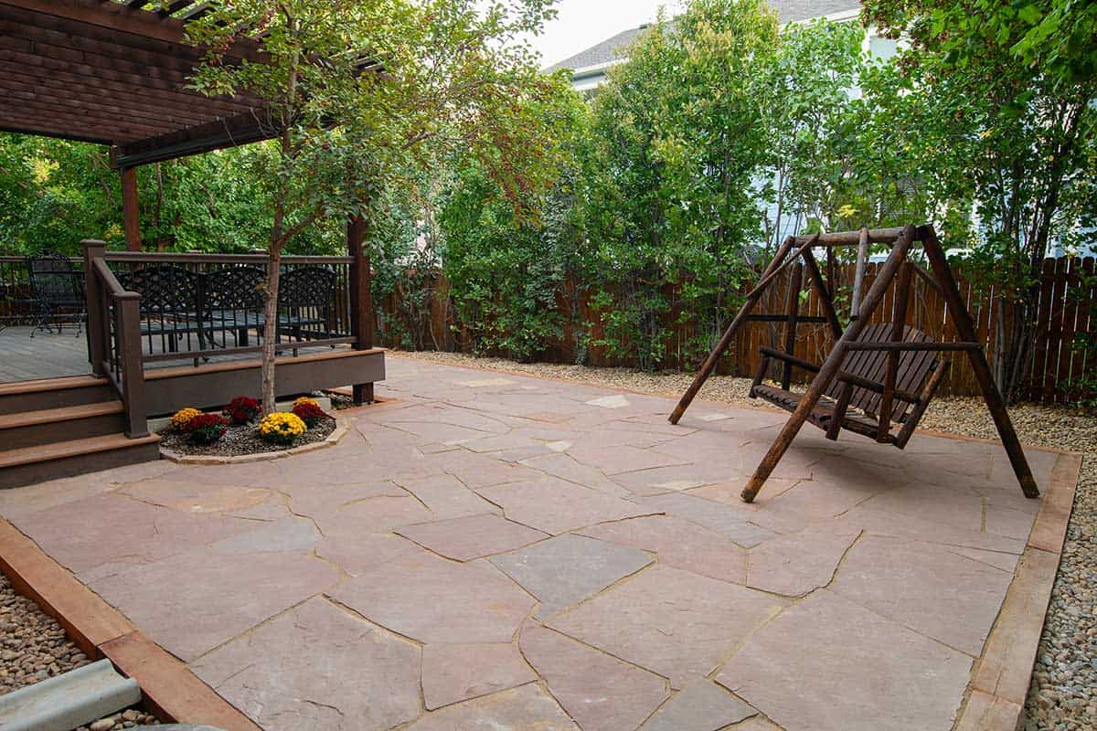 MAINTENANCE-FLAGSTONE